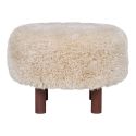 MUSTIK - Pouf en Fausse Fourrure Beige Pieds en Pin Teinté Marron