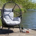 EGGYN - Fauteuil Lounge de Jardin Forme Oeuf en Métal Noir et Polyrotin