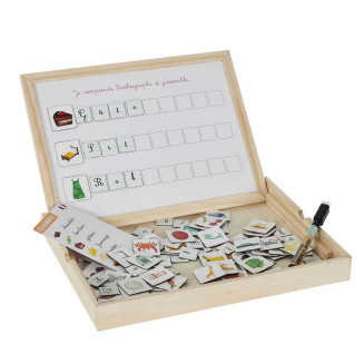 Jeu Montessori sur les Mots et l'Ecriture