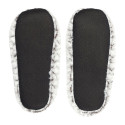 Chaussons Ballerine Ultra doux Imitation Fourrure Sherpa Blanc et Gris Antidérapant avec Pompons