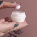 Lot de 5 flacons de voyage (5ML à 50ML) en plastique blanc avec bouchon à visé et opercule de proctection