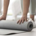 Tapis de fitness dimensions 173x61 cm coloris gris