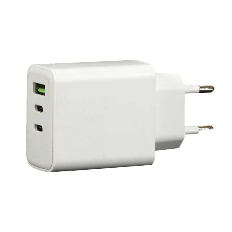 Adaptateur secteur 40 Watt avec 3 ports différents Adaptateur secteur 40 Watt avec 3 ports différents