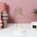 Porte-Bijoux Main en Métal avec Support Terrazzo