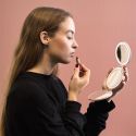 Miroir à main tryptique grossissant avec LED