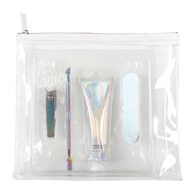 Pochette avec 4 accessoires cosmétiques pour les mains Pochette avec 4 accessoires cosmétiques pour les mains