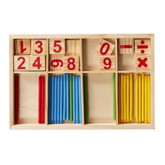 Jeu éducatif avec des batons en bois pour apprendre les mathématiques