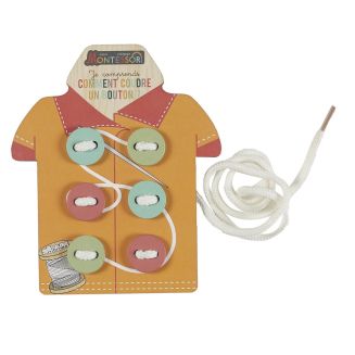 Jeu d’adresse pour apprendre à coudre des boutons en bois avec ses cartes illustrées
