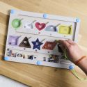 Jeu éducatif en couleurs pour apprendre à compter avec son stylo aimanté