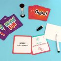 Jeu de 60 cartes pour deviner des situations en mimant ou en dessinant
