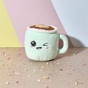 Peluche tasse kawaii en polyester (H22 cm)