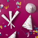 6 trompettes de fête en papier blanc à motifs licorne