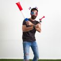 Corne de brume supporter en plastique rouge (H25,50cm)
