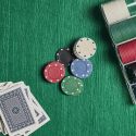 Boîte de 100 jetons de poker en plastique