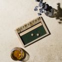 Jeu du shut the box en bois naturel avec ses 2 dés inclus