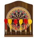 Jeu de fléchettes en bois sur pied avec ses 6 fléchettes jaunes et rouges incluses
