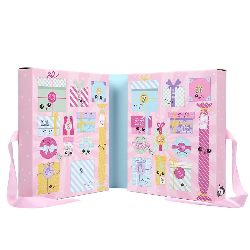 Calendrier de l'avent kawaii avec bougies parfumées et petits cadeaux Calendrier de l'avent kawaii avec bougies parfumées et petits cadeaux