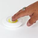 4 lampes led sans fil à pression avec fixation adhésive et sa télécommande incluse