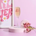 Flute à champagne 15 cl avec message rose esprit Girl Power