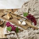 Planche à fromage en acacia 60×20 cm avec ses 3 couteaux inclus