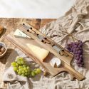 Planche à fromage en acacia 60×20 cm avec ses 3 couteaux inclus