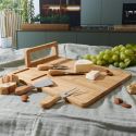 Planche à fromage en bambou 36x28cm avec son support de 4 couteaux inclus