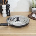 Couvercle de cuisson universel adaptable de 20 à 26 cm de diamètre en inox