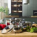 Ensemble de 3 faitouts tous feux dont induction en inox avec couvercles en verre 3 tailles 17, 21 et 25 cm