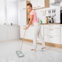 Balai avec microfibre chenille vert et manche en bambou