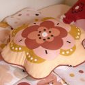 Coussin Déhoussable coton motif et forme fleur - BARBAFLEUR
