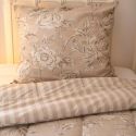 Couette imprimée 140x200cm + 1 taie d'oreiller 63x63cm coton imprimé recto floral verso rayé beige - COTTAGE