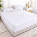 Protège matelas 180x200cm en polyester matelassé blanc bonnets de 35cm - BALTE