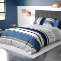 Parure housse de couette 260x240cm + 2 taies motif rayé bleu et blanc 100% coton - BELIAZY