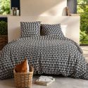 Parure housse de couette 240x220cm + 2 taies motif géométrique bleu nuit 100% coton - NOLANE