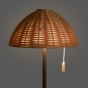 Lampe à poser extérieure rechargeable imitation rotin et pied métal noir - WILOW