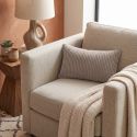 Coussin 40x25 cm en velours côtelé coloris taupe - AMORY